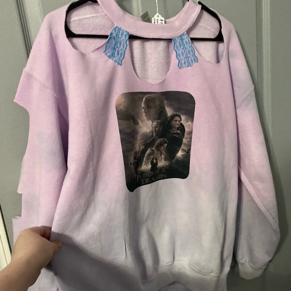 House of the Dragon artisan made sweatshirt! L - Picture 1 of 4